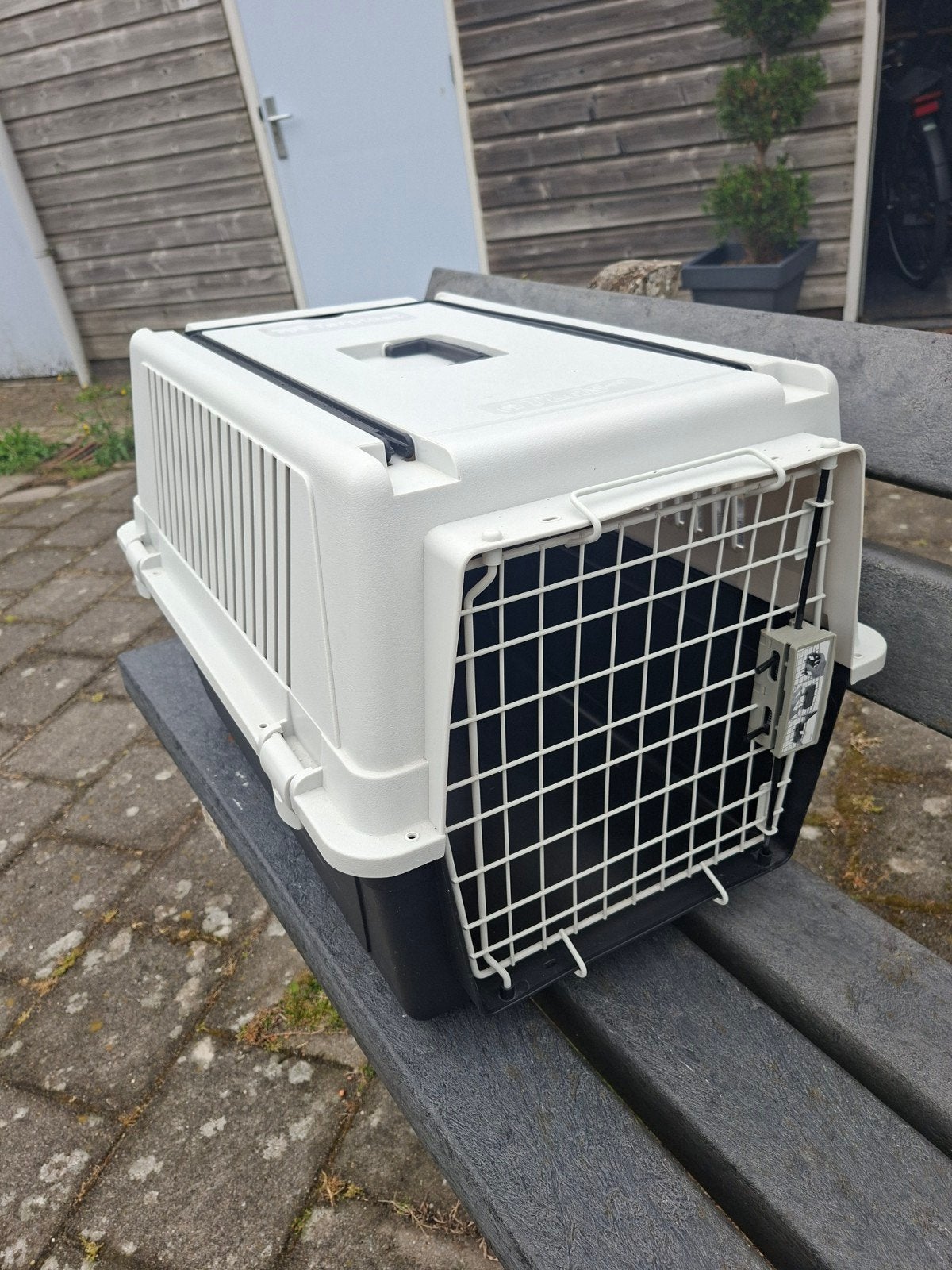 hondenbench, Ophalen, Zo goed als nieuw