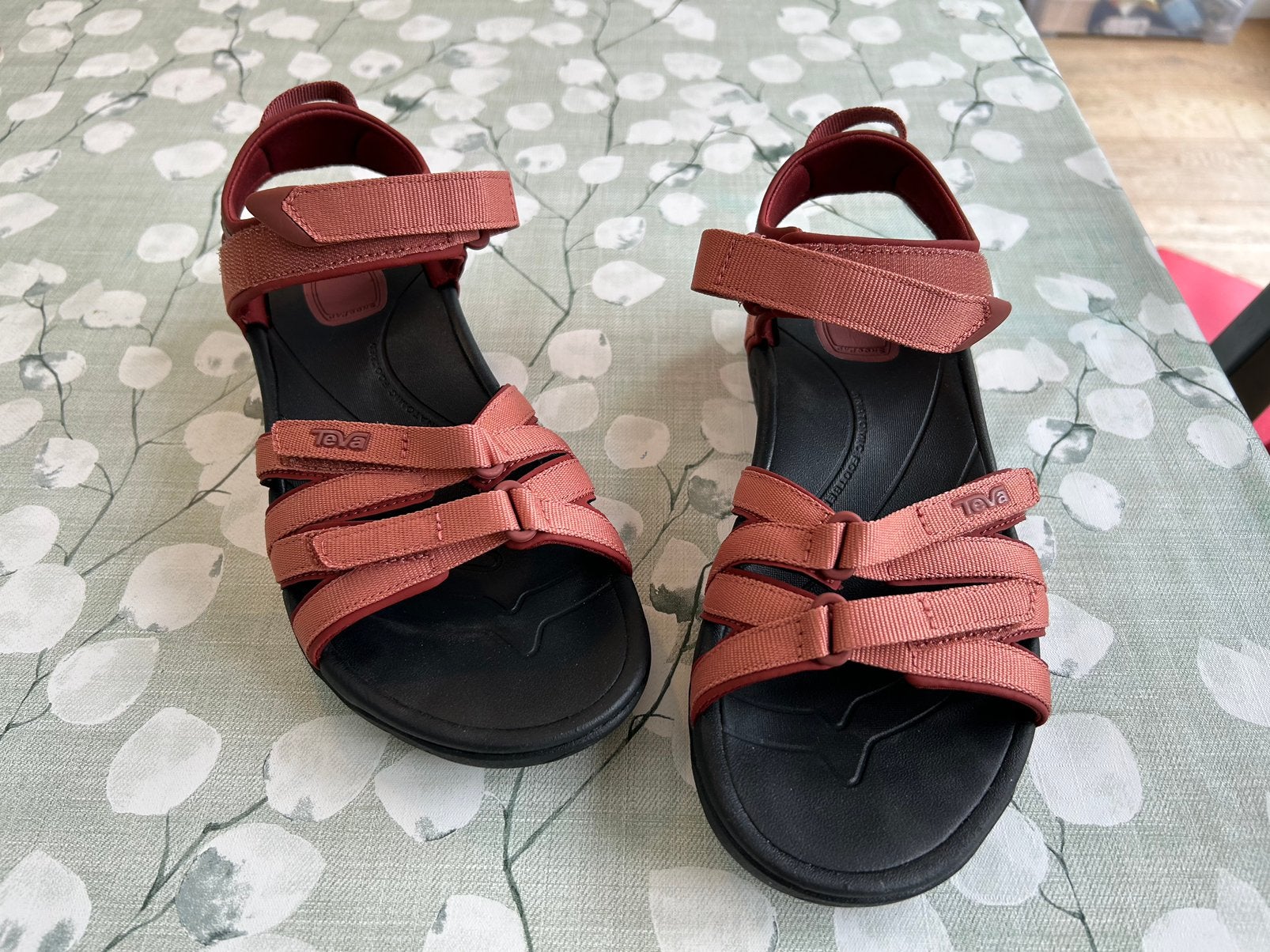 Teva tirra sandalen, Nieuw, Roze, Sandalen of Muiltjes, Ophalen of Verzenden