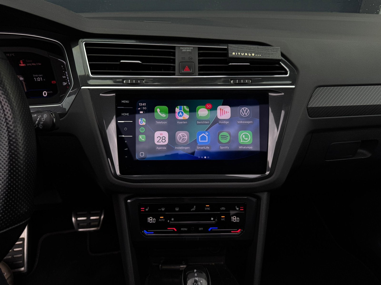 Foto 22 van Volkswagen Tiguan 1.4 TSI eHybrid R-line PANO / HUD / VOL