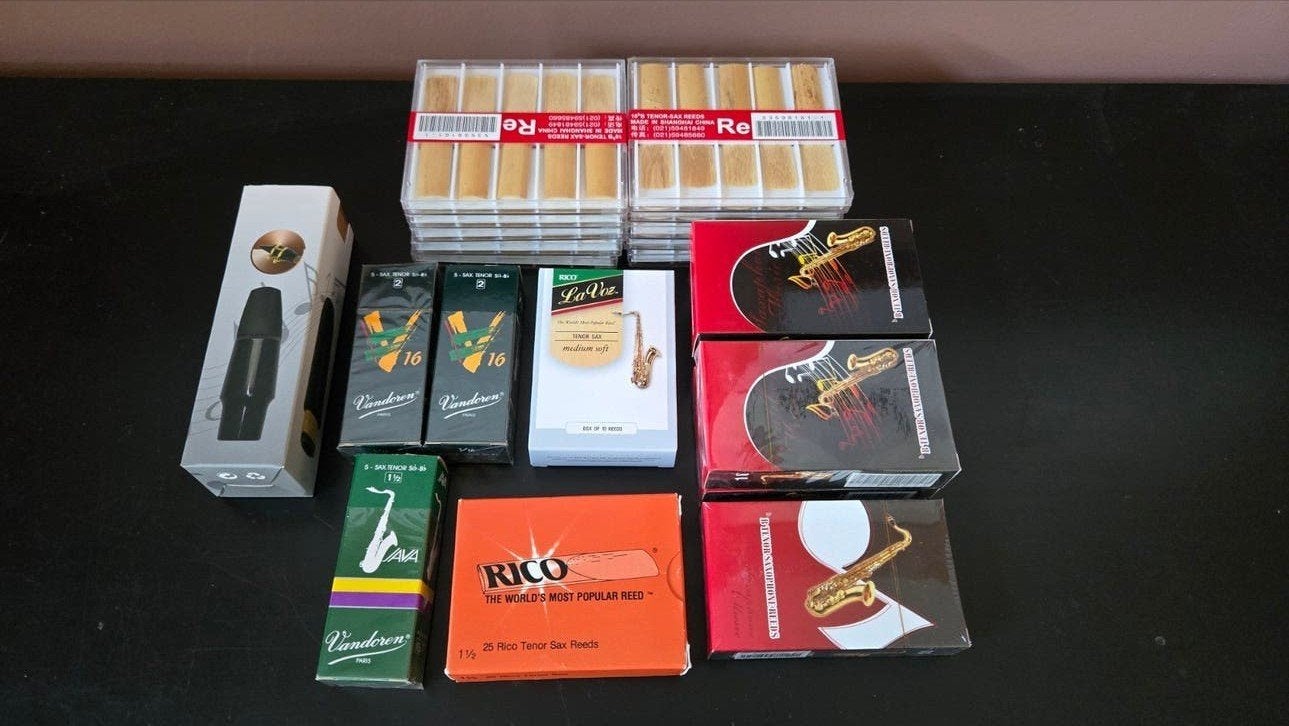 Diverse nieuwe rieten voor tenorsaxofoon maat 1,5 tot 2,5, Ophalen of Verzenden, Nieuw, Houtblazer