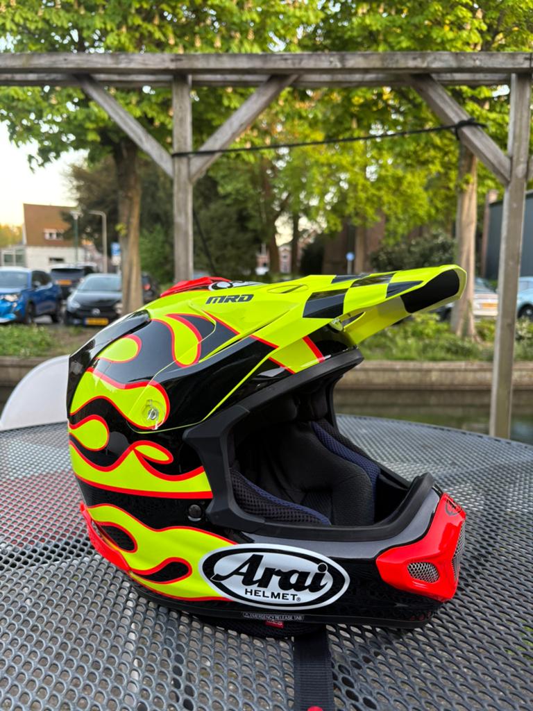 ARAI MX-V Evo - M - Nieuw! (Nouja, 1 OTR-rit gereden) Flame, Nieuw met kaartje, M, Arai, Offroadhelm