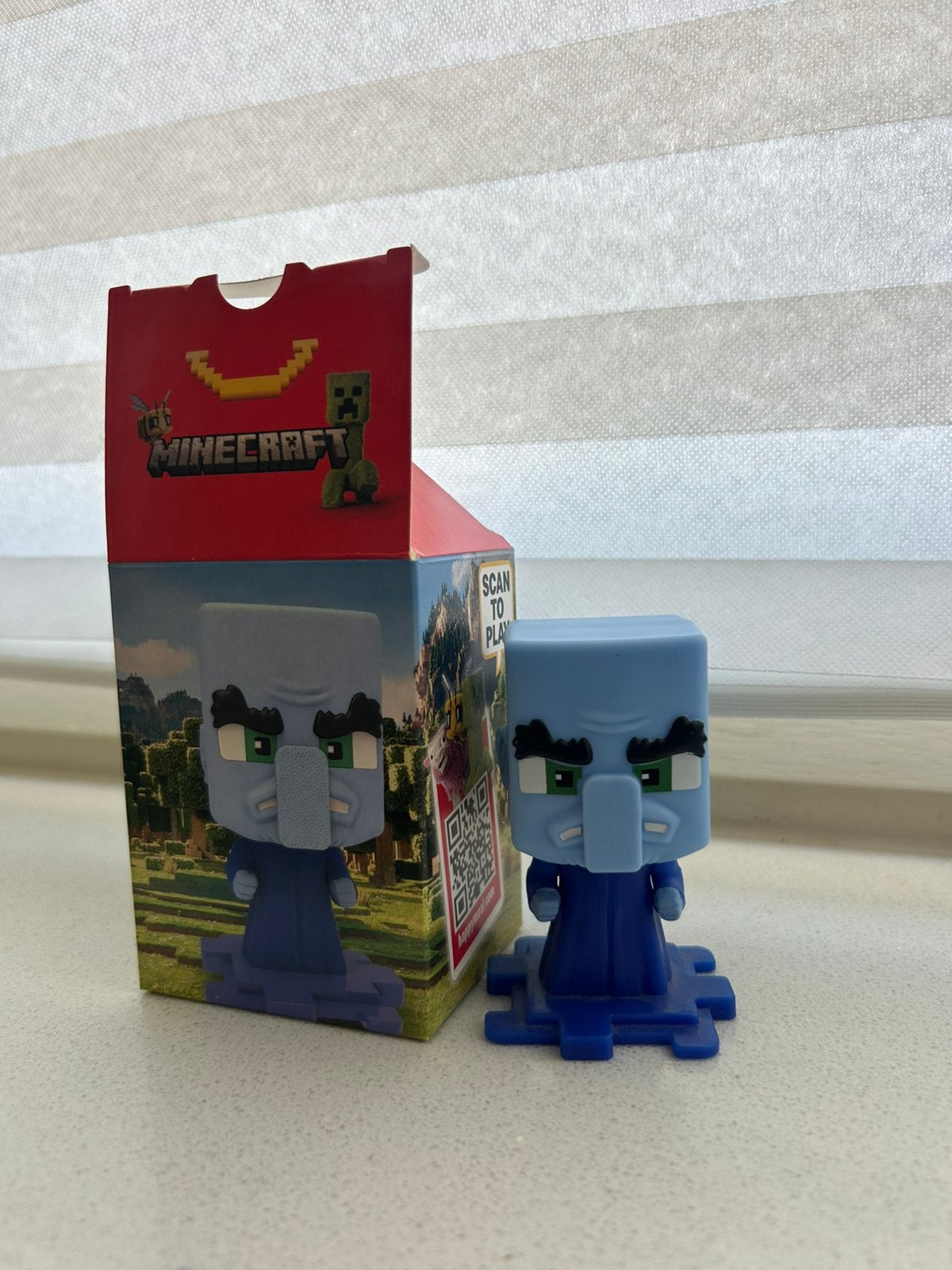 Speelgoed minecraft mcdonalds happy meal 2025, Ophalen, Zo goed als nieuw