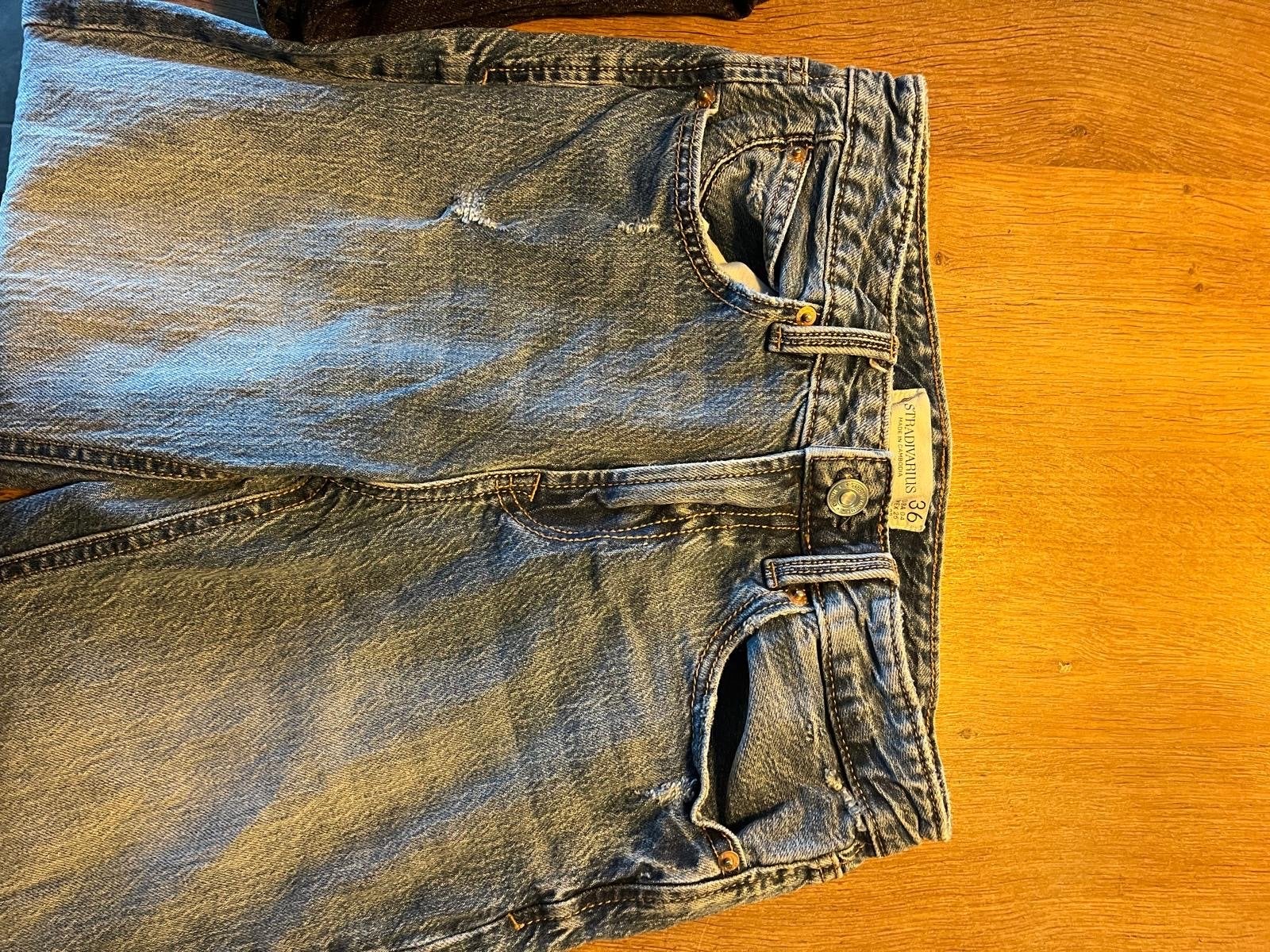 Stradivarius jeans maat 36, Ophalen of Verzenden, Gedragen, Blauw, W28 - W29 (confectie 36)