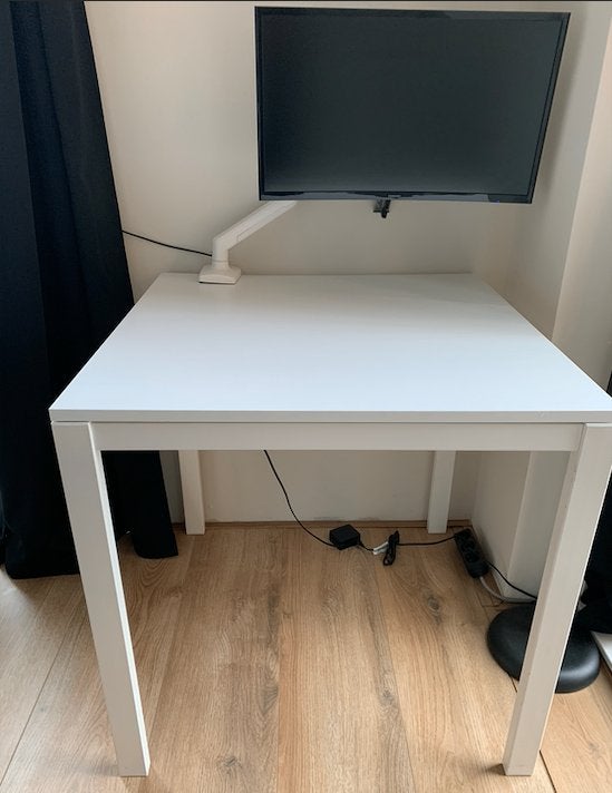 Stylish IKEA Desk in Great Condition, Ophalen, Overige typen, Zo goed als nieuw, IKEA