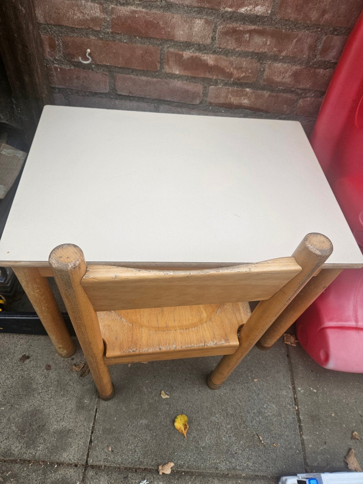 Kinderbureau met stoel - Gebruikt, Ophalen, Gebruikt, Tafel(s) en Stoel(en)