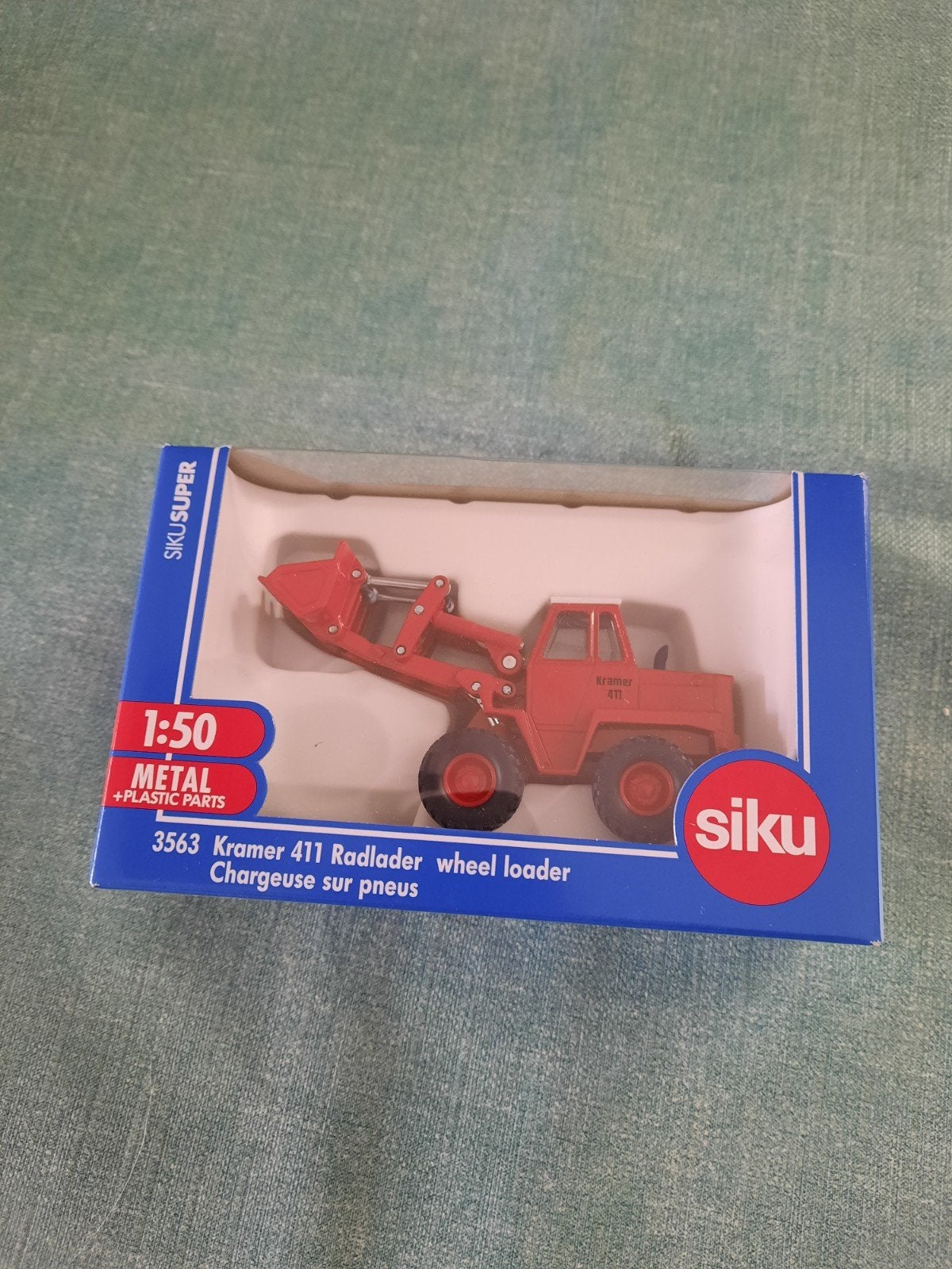 Nieuw in doos Vintage Kramer 411 Shovel 1/50 Siku, Hobby en Vrije tijd, Modelauto's | 1:50, Ophalen of Verzenden, Nieuw, Hijskraan, Tractor of Landbouw