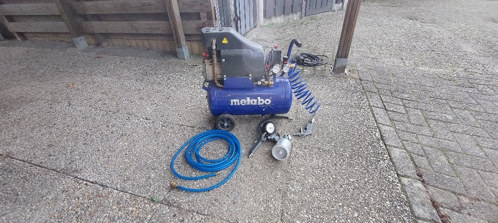 compressor Metabo classic 250, Doe-het-zelf en Verbouw, Compressors, Ophalen, Gebruikt, 6 tot 10 bar, 25 tot 100 liter