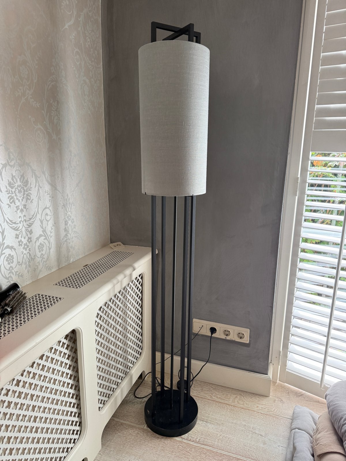 Moderne staande lamp Layer by Adje met stoffen kap, Ophalen, E27 (groot), Zo goed als nieuw, Metaal