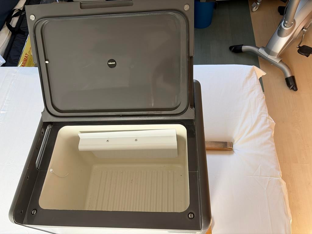 Tristar Portacool 45 E Koelbox - Gebruikt, Caravans en Kamperen, Ophalen, Zo goed als nieuw, Koelbox, Elektrisch