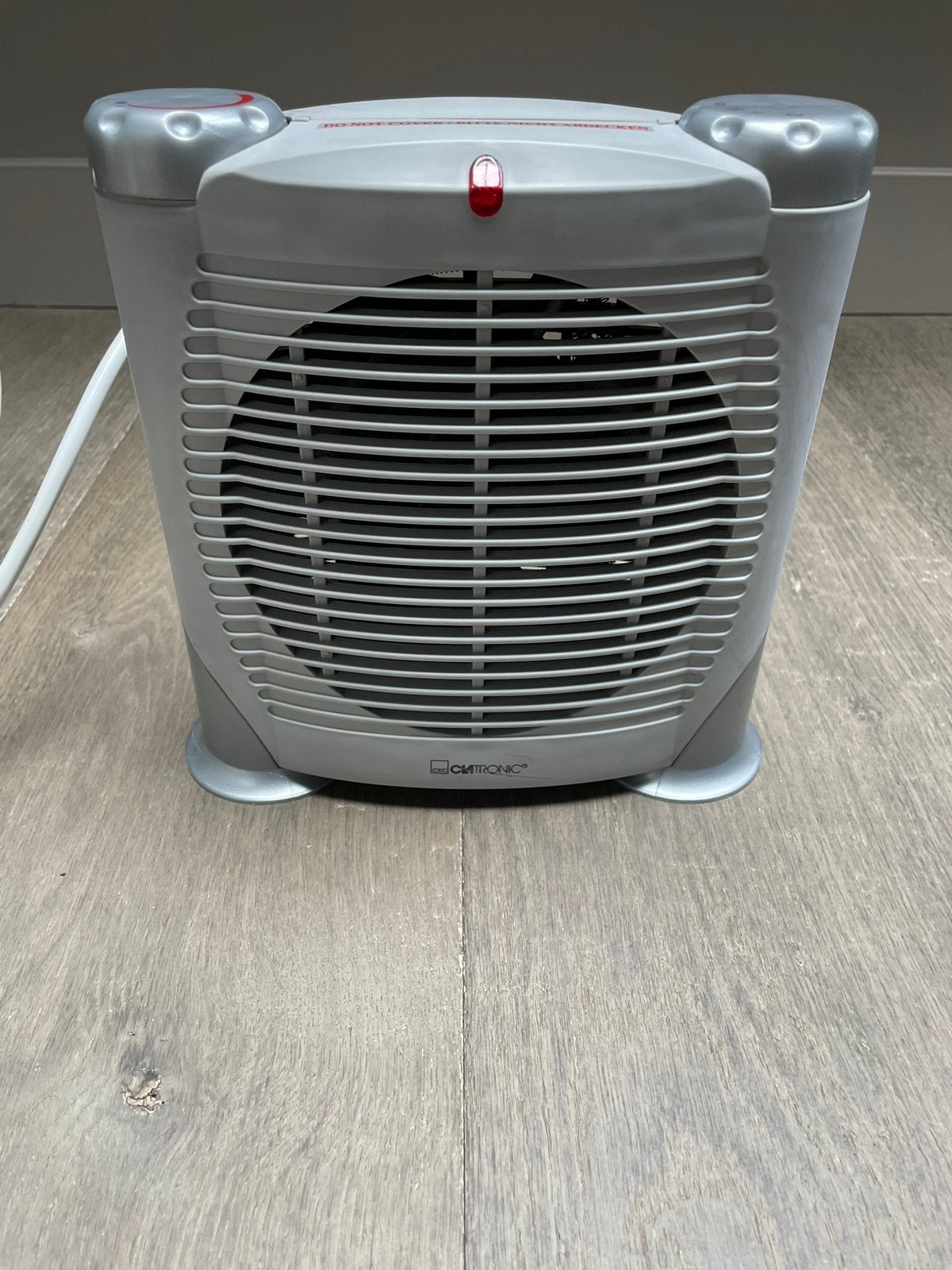 Elektrisch kacheltje, wind fan ventilator voor caravan, tent, Ophalen of Verzenden, Zo goed als nieuw