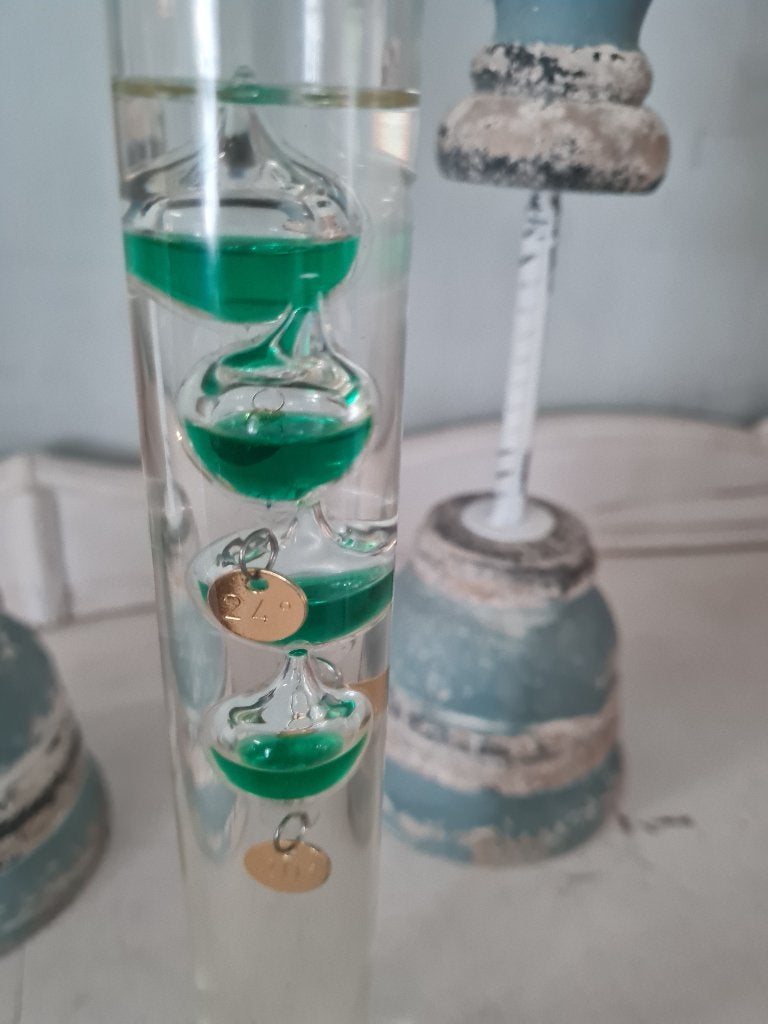 29 cm hoge Galileo thermometer, Huis en Inrichting, Heikant 21 Kaatsheuvel, Binnenthermometer, Belle Vieille Brocante, Glas