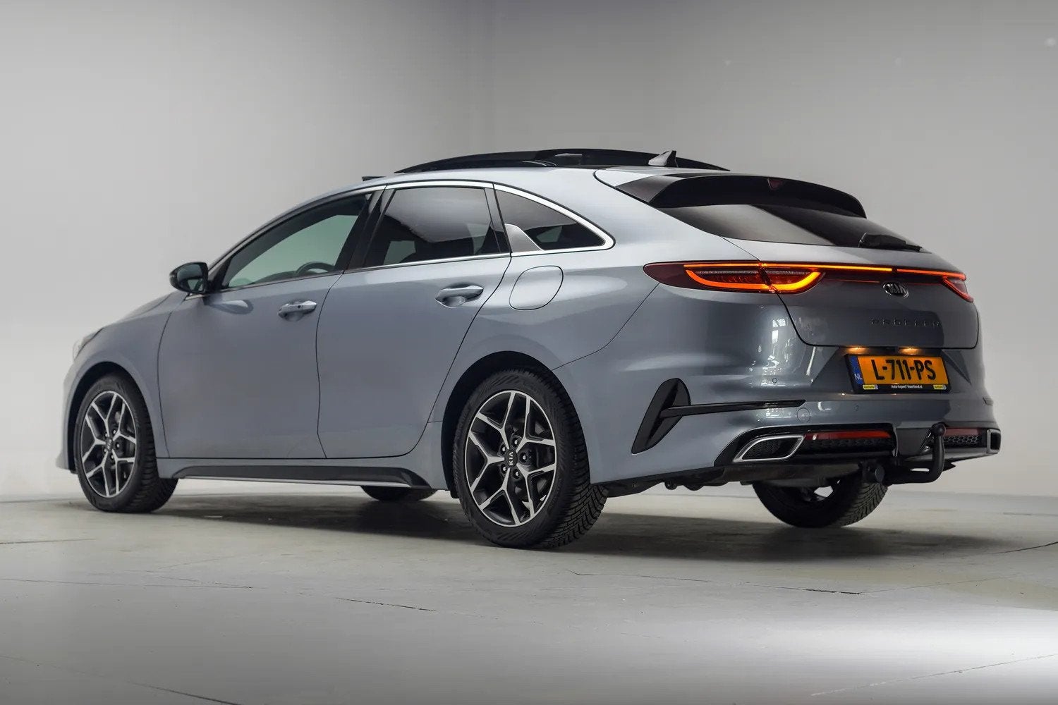 Kia ProCeed 1.5 T-GDI GT-Line Aut. [ Panoramadak Camera Stoe, Auto's, Automaat, 1325 kg, 4 cilinders, Zilver of Grijs