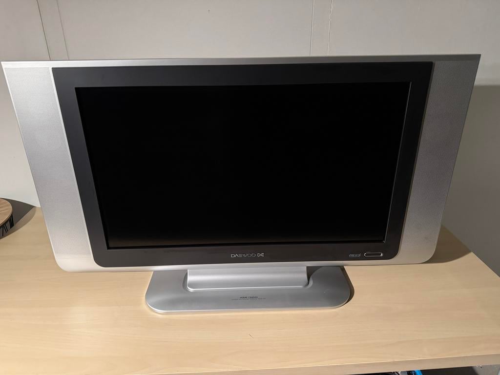 Daewoo 32" LCD Kleurentelevisie - Model DLP-3212, Ophalen, Gebruikt, 50 Hz, Daewoo