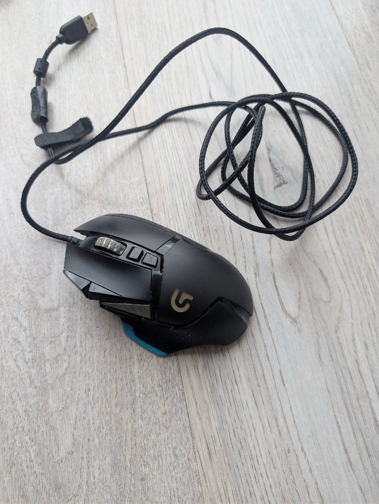 Logitech G502 Proteus Core bedrade gaming muis, Computers en Software, Rechtshandig, Muis, Gebruikt, Logitech.