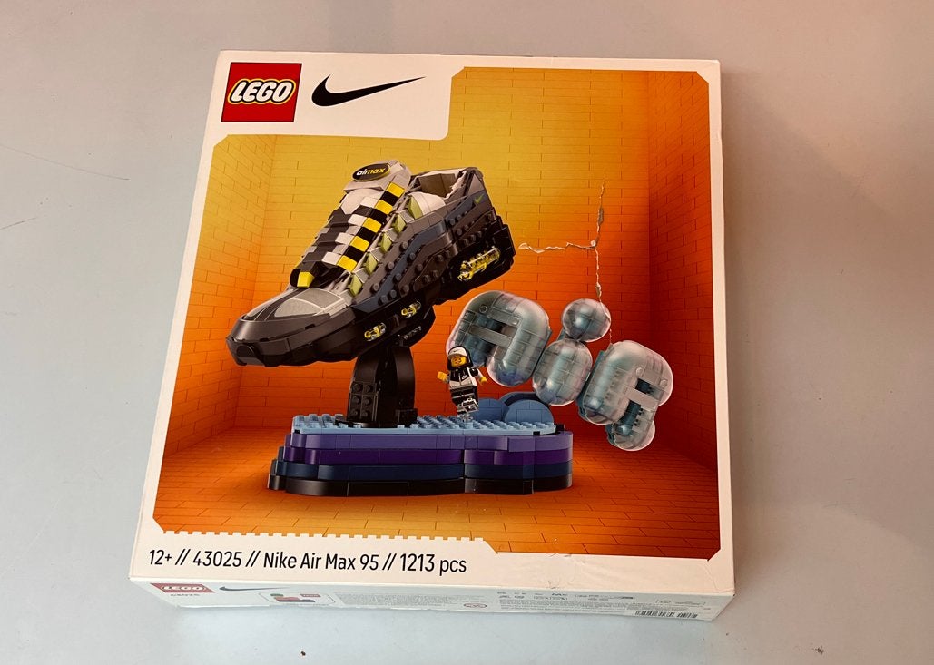 LEGO 43025 Nike Air Max 95 set - Nieuw (beschadigde doos), Kinderen en Baby's, Ophalen of Verzenden, Nieuw, Overige merken