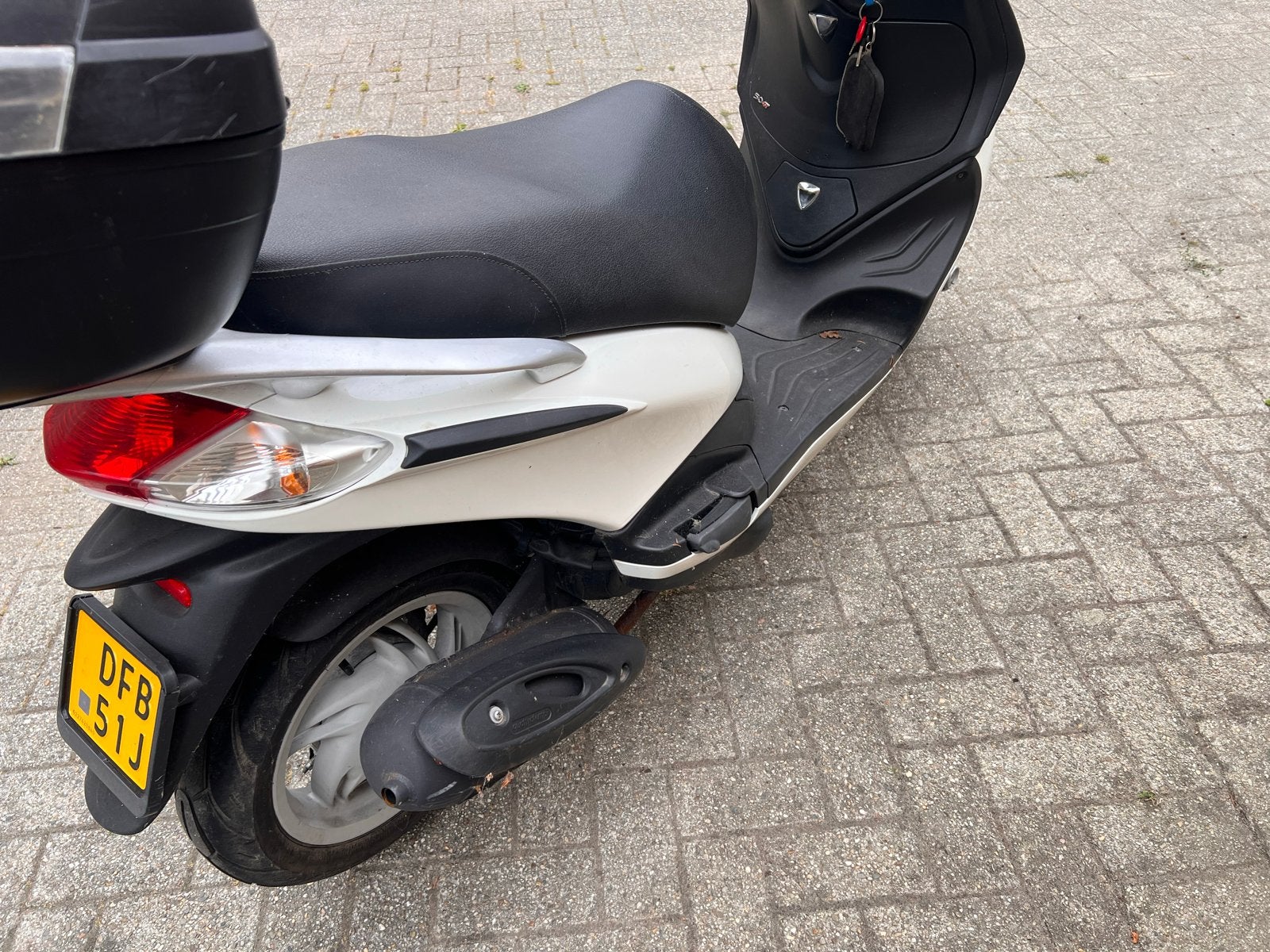 Piaggio FLY Scooter - Wit, Goede Staat bouwjaar 2015, Ophalen, Gebruikt, Maximaal 45 km/u, Fly