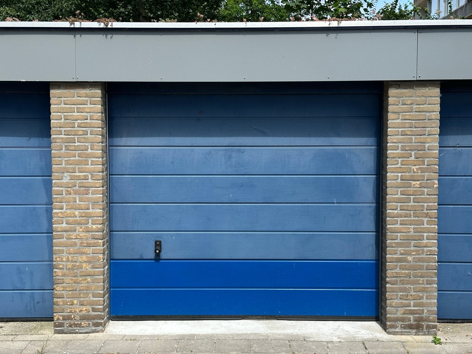 Ruime Garage aan Engelandlaan Haarlem, Huizen en Kamers, Noord-Holland