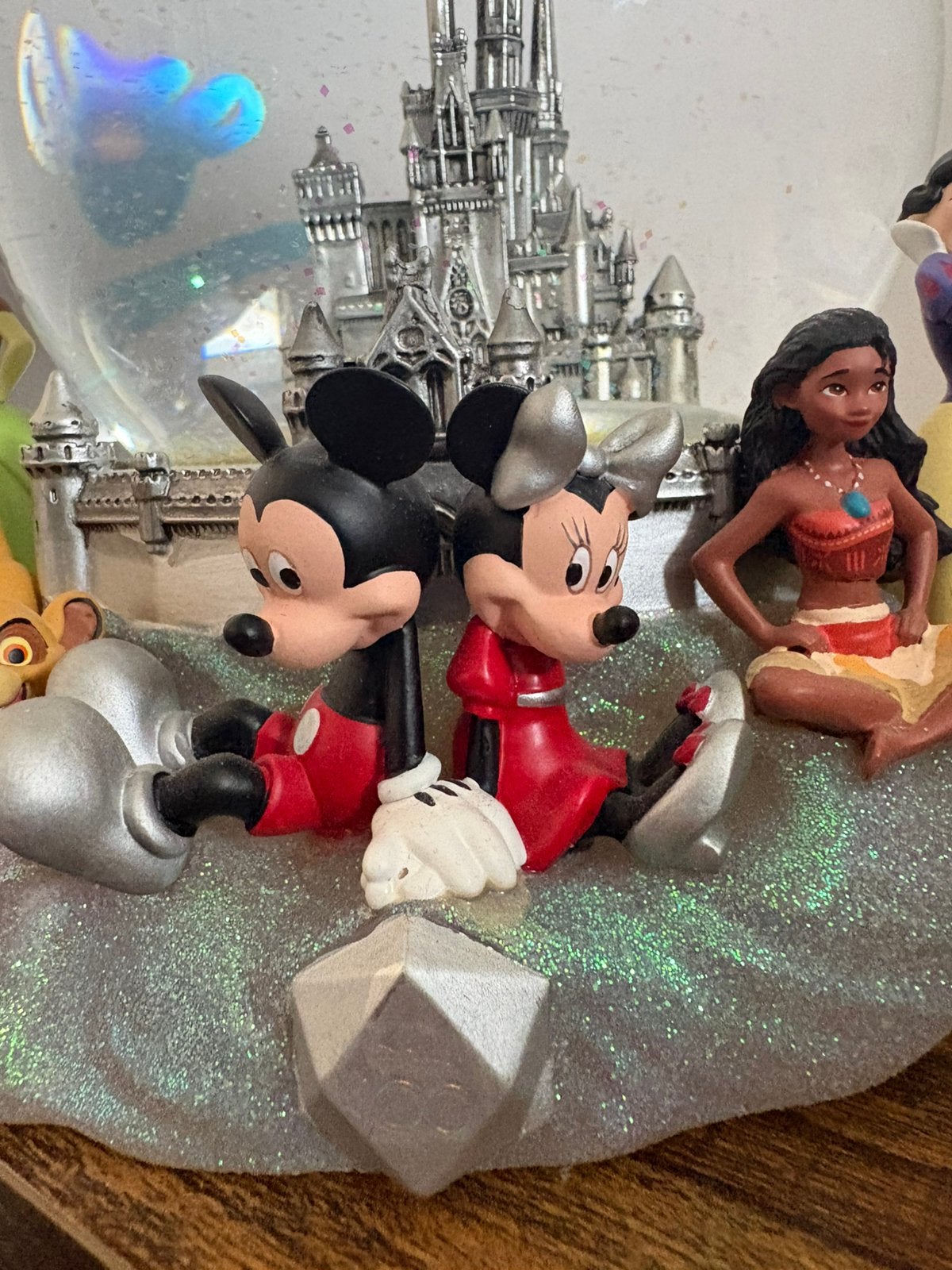 Disney exclusive limited snowglobe 100 years of wonder, Verzamelen, Ophalen, Zo goed als nieuw