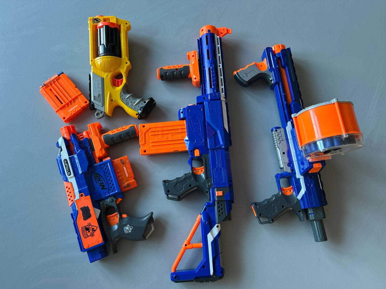 Grote Nerf Blaster Collectie - Diverse Modellen, Ophalen, Gebruikt