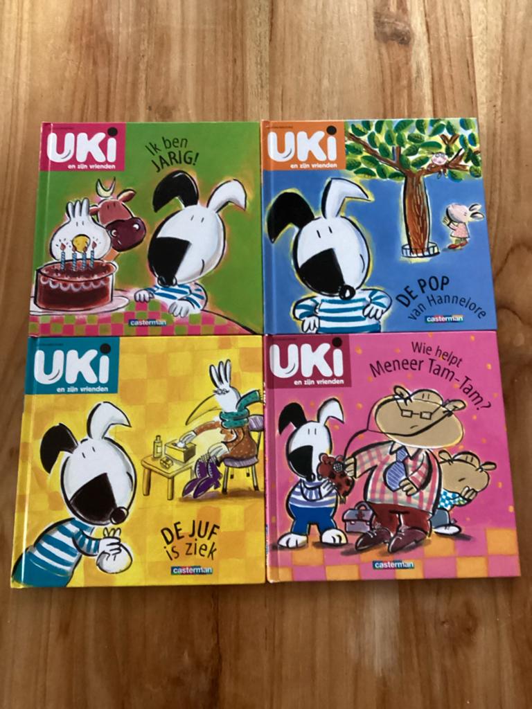 Set van 4 Uki boeken voor de allerkleinsten - Nieuwstaat, Ophalen of Verzenden, Zo goed als nieuw