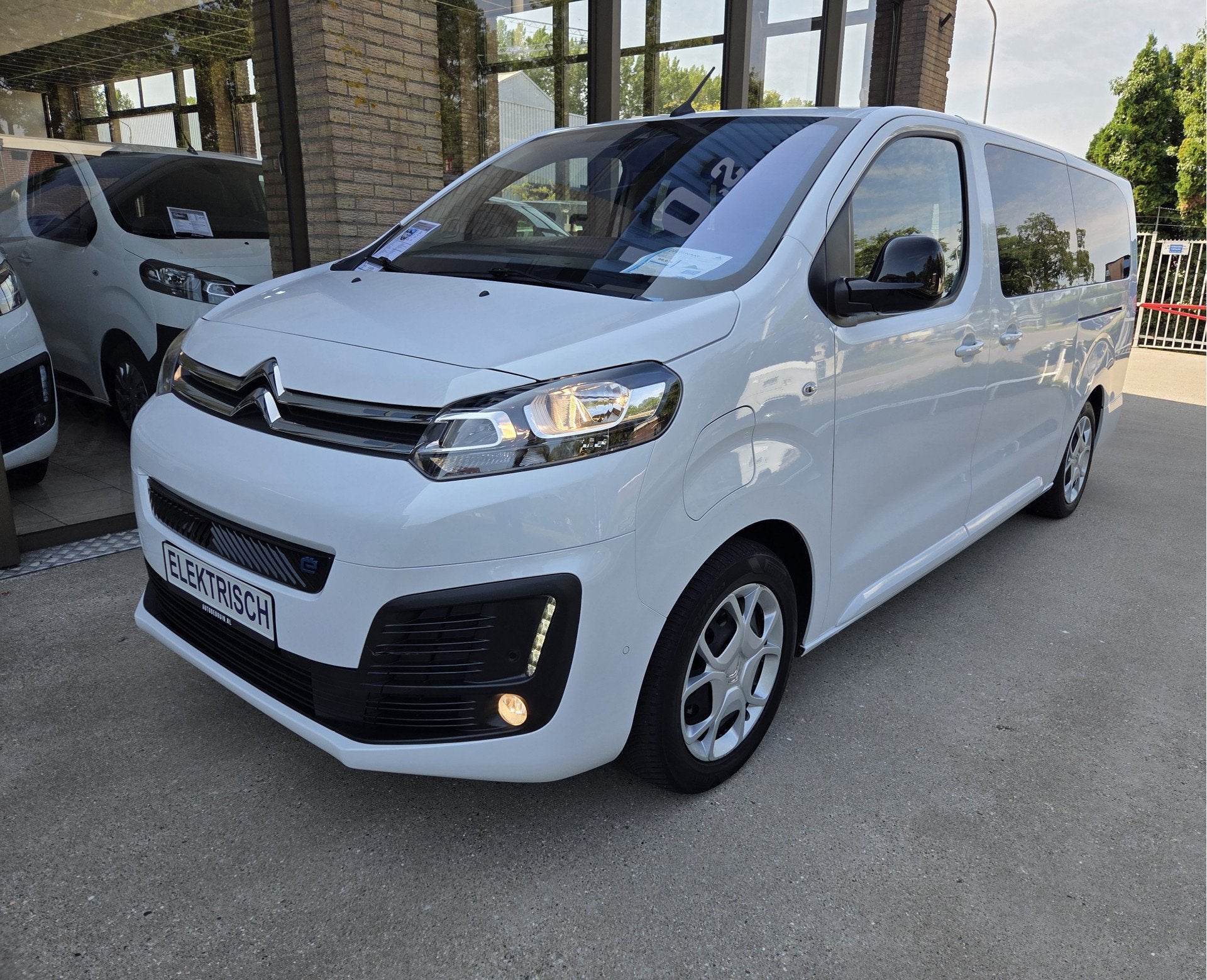Peugeot e Expert / Citroen e-Jumpy XL L3 75kWh Rolstoelauto, Auto's, Peugeot, Gebruikt, Overige carrosserieën, 7 stoelen, Wit