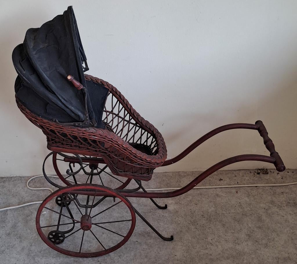 Oude poppenwagen, Ophalen