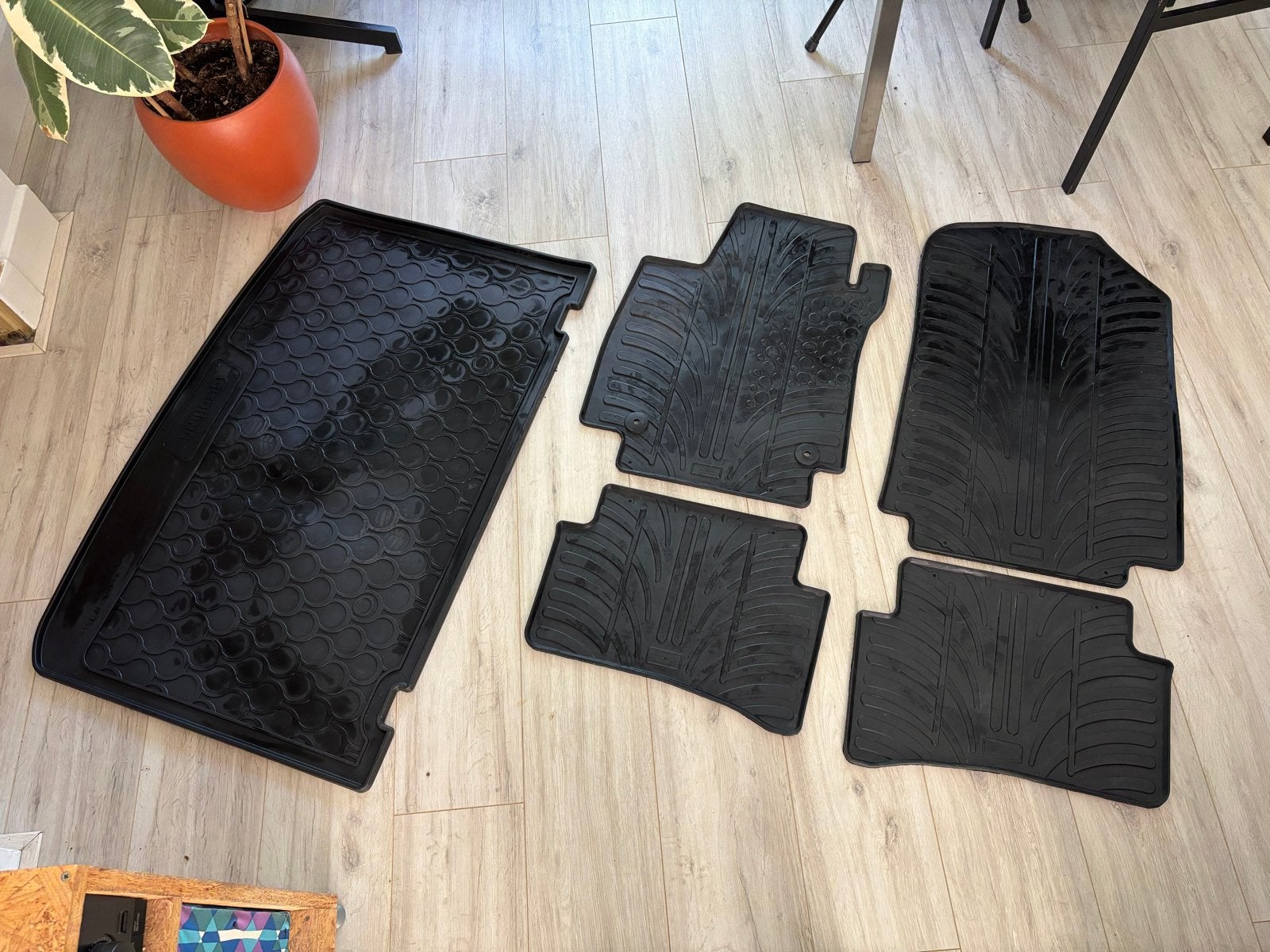 Complete set rubber vloermatten Renault Clio IV (2012-2019), Ophalen, Gebruikt