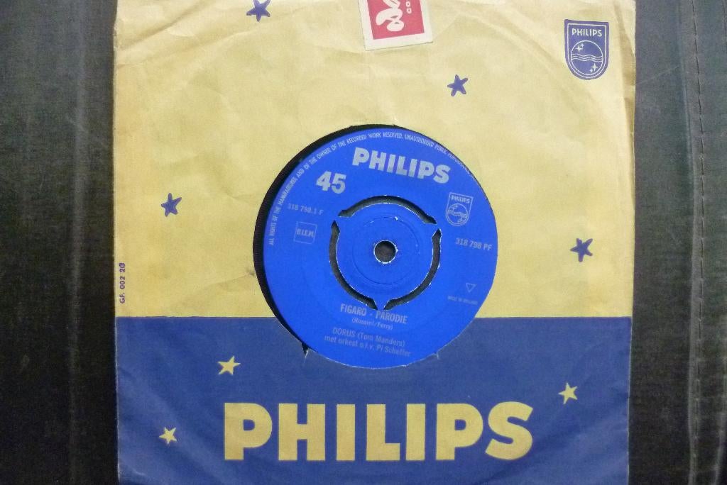 dorus ( tom manders )figaro - parodie / op m'n ouwe regenjas, 7 inch, Single, Ophalen of Verzenden, Zo goed als nieuw