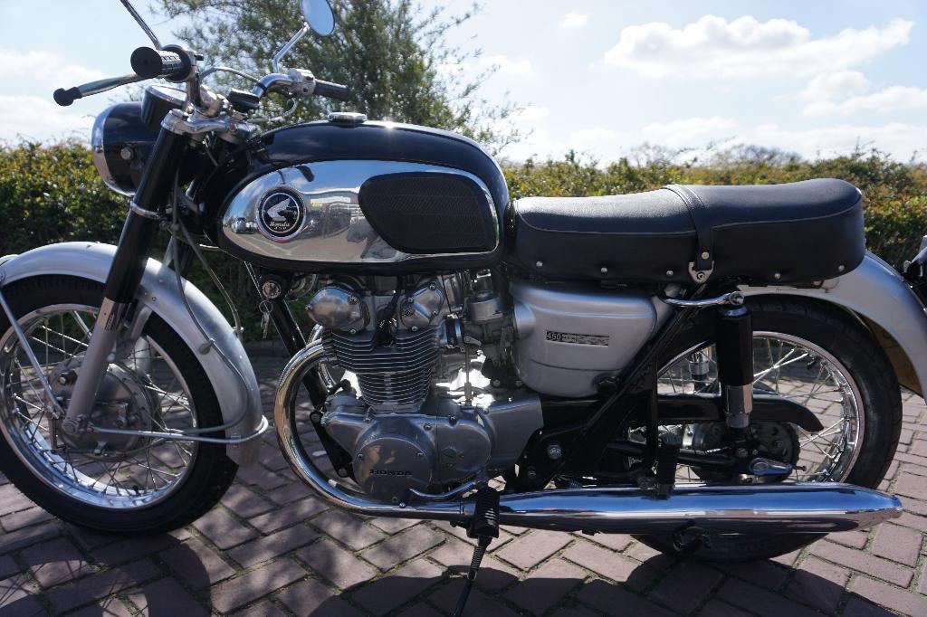 Supermooie !!! Blackbomber Originele NL Honda CB 450 1968, Motoren, Motoren | Oldtimers, 450 cc, Japan, 2 cilinders, Overig