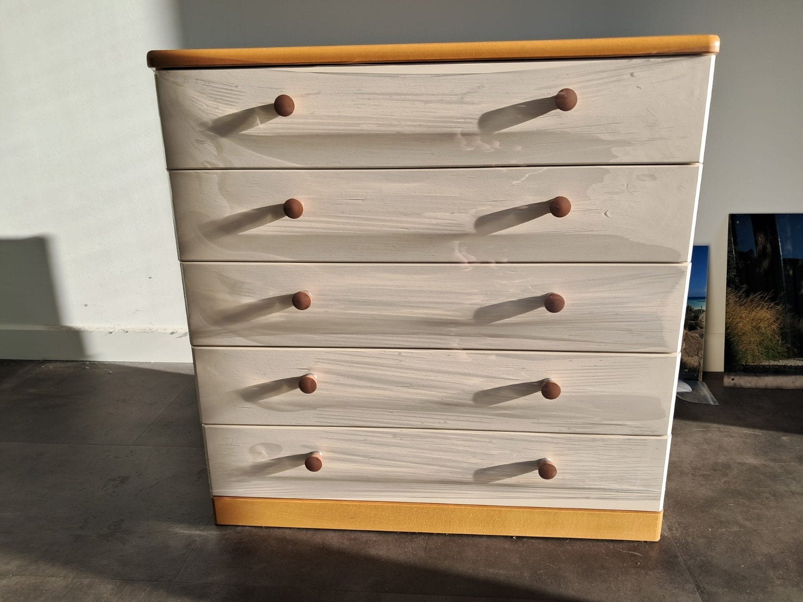 Ladekast met 5 laden - Crème met houten accenten, Huis en Inrichting, Kasten | Ladekasten, Ophalen, Gebruikt, 5 laden of meer