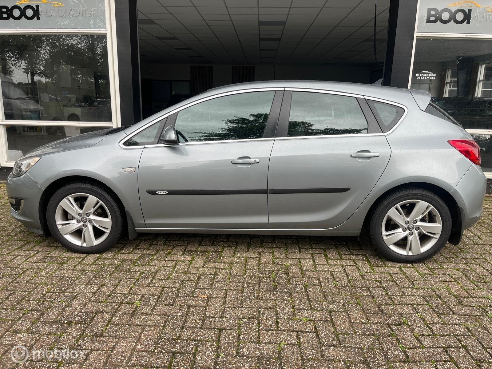 Opel Astra 1.4 Turbo Design Edition, Voorwielaandrijving, Euro 5, Gebruikt, 680 kg