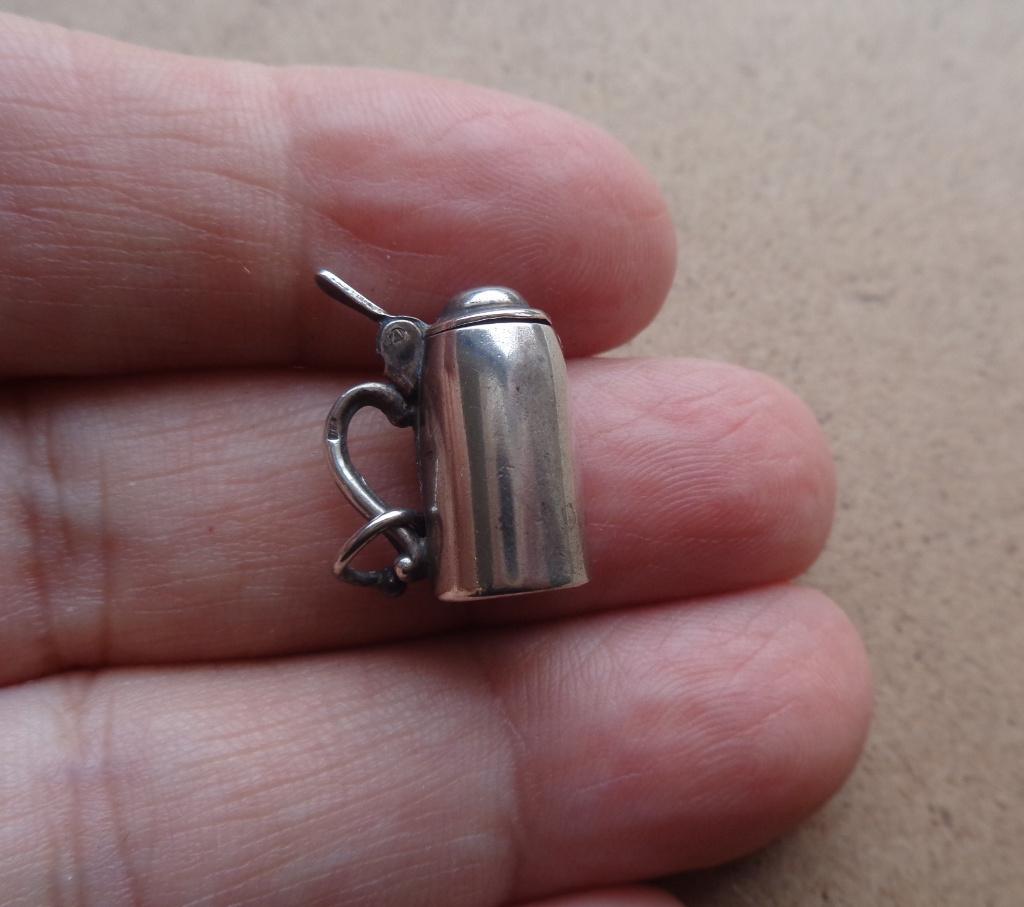 zilveren vintage bedel bierpul [467], Overige merken, Verzenden, Zo goed als nieuw, 1 bedel