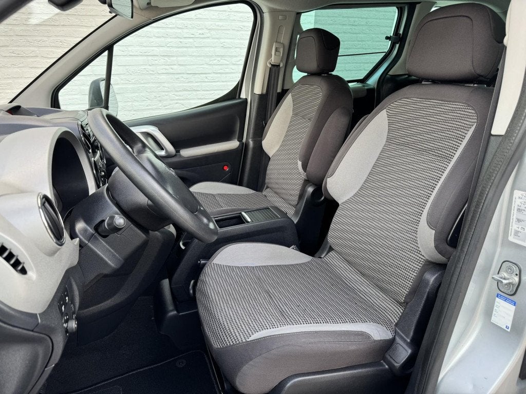 Peugeot Partner Tepee 1.6 XT Rolstoelauto lift Airco Schuifd, Voorwielaandrijving, Stof, 4 cilinders, Parkeersensor