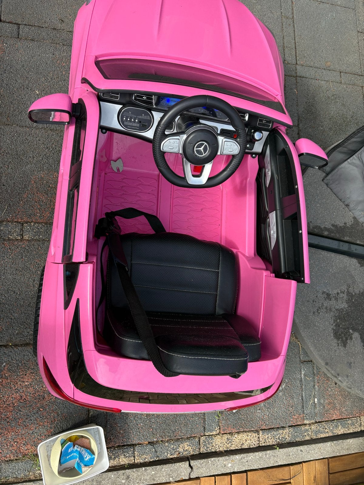 Roze Mercedes-Benz elektrische kinderauto, Zo goed als nieuw