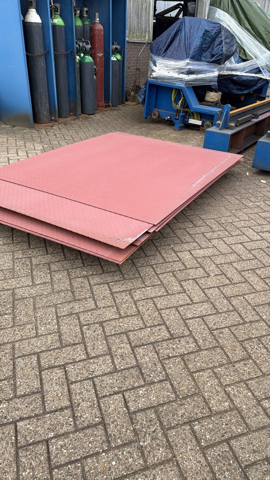 Stalen rijplaten, rood gecoat, diverse afmetingen, Ophalen of Verzenden, Nieuw, Overige materialen, Minder dan 20 mm