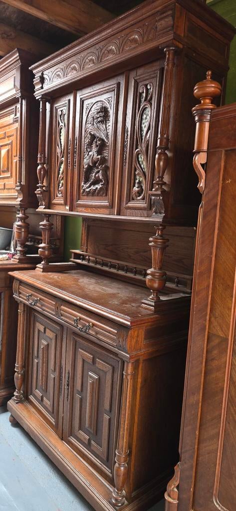 Antiek Eiken jachtkast met Gedetailleerd Snijwerk, Ophalen of Verzenden