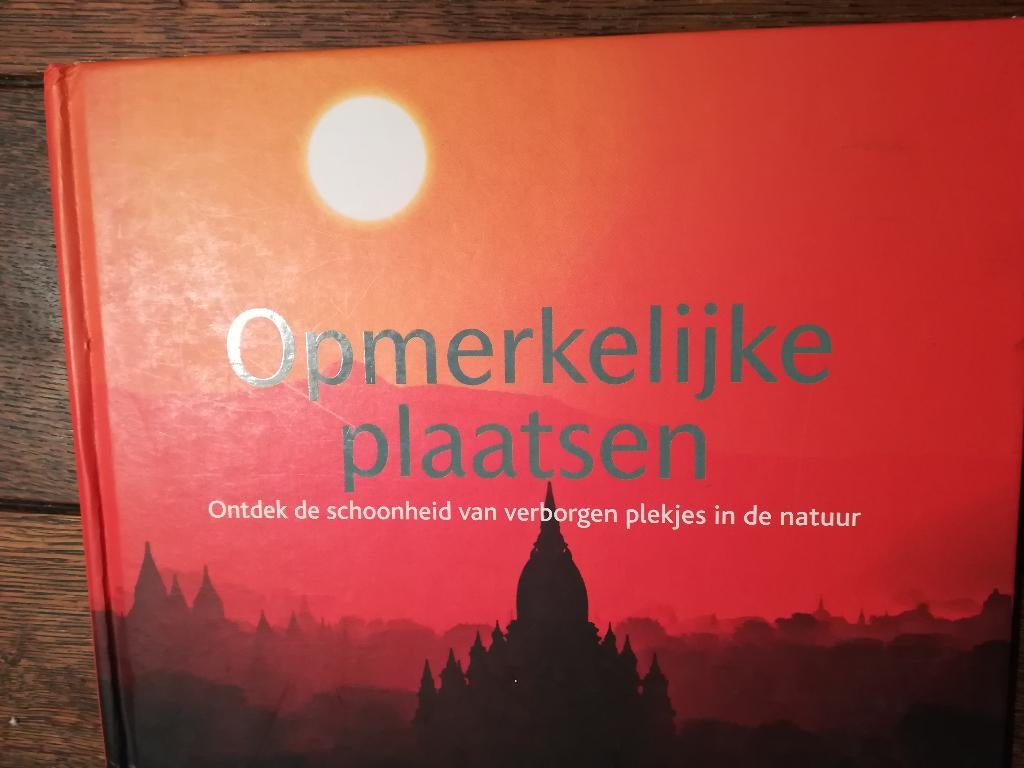 opmerkelijke plaatsen, ontdek de natuur + Natuurparken, Boeken, Natuur, Zo goed als nieuw, Wandel- of Recreatiegebieden, Ophalen of Verzenden