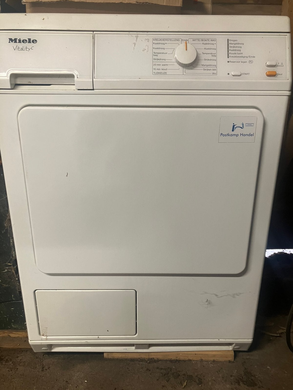 Miele condensdroger., Ophalen, 6 tot 8 kg, Gebruikt, 85 tot 90 cm