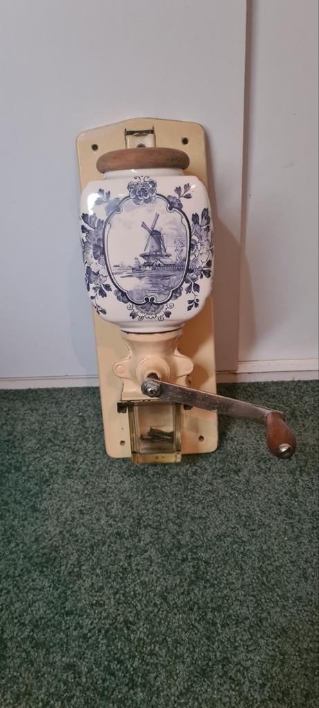 Mooie Vintage Wand Koffiemolen - Delfts Blauw Porselein, Ophalen