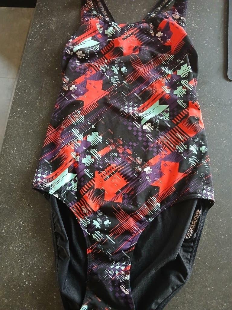 Speedo Endurance XL Badpak - Kleurrijk en Duurzaam, Badpak, Speedo, Gedragen, Meerkleurig