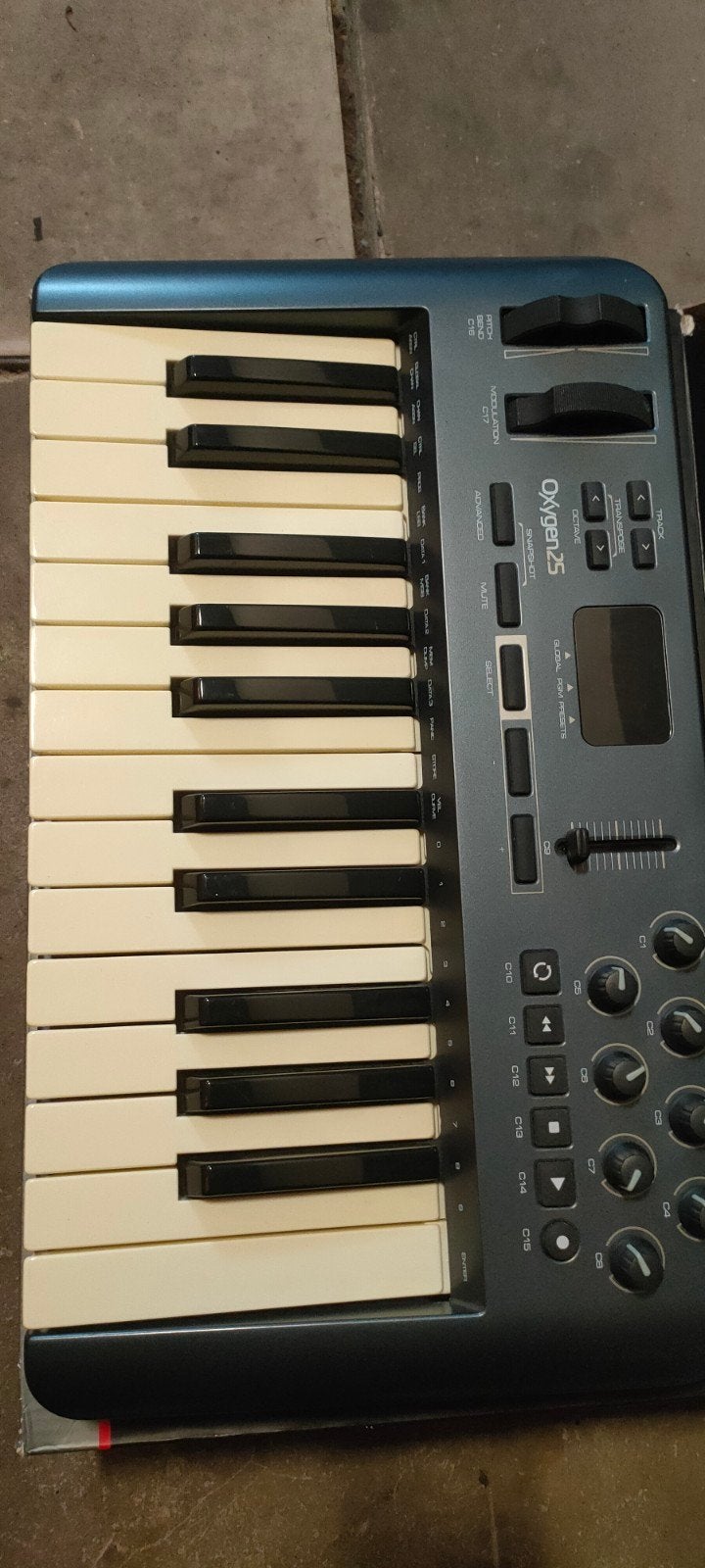 M-Audio Oxygen 25, Ophalen