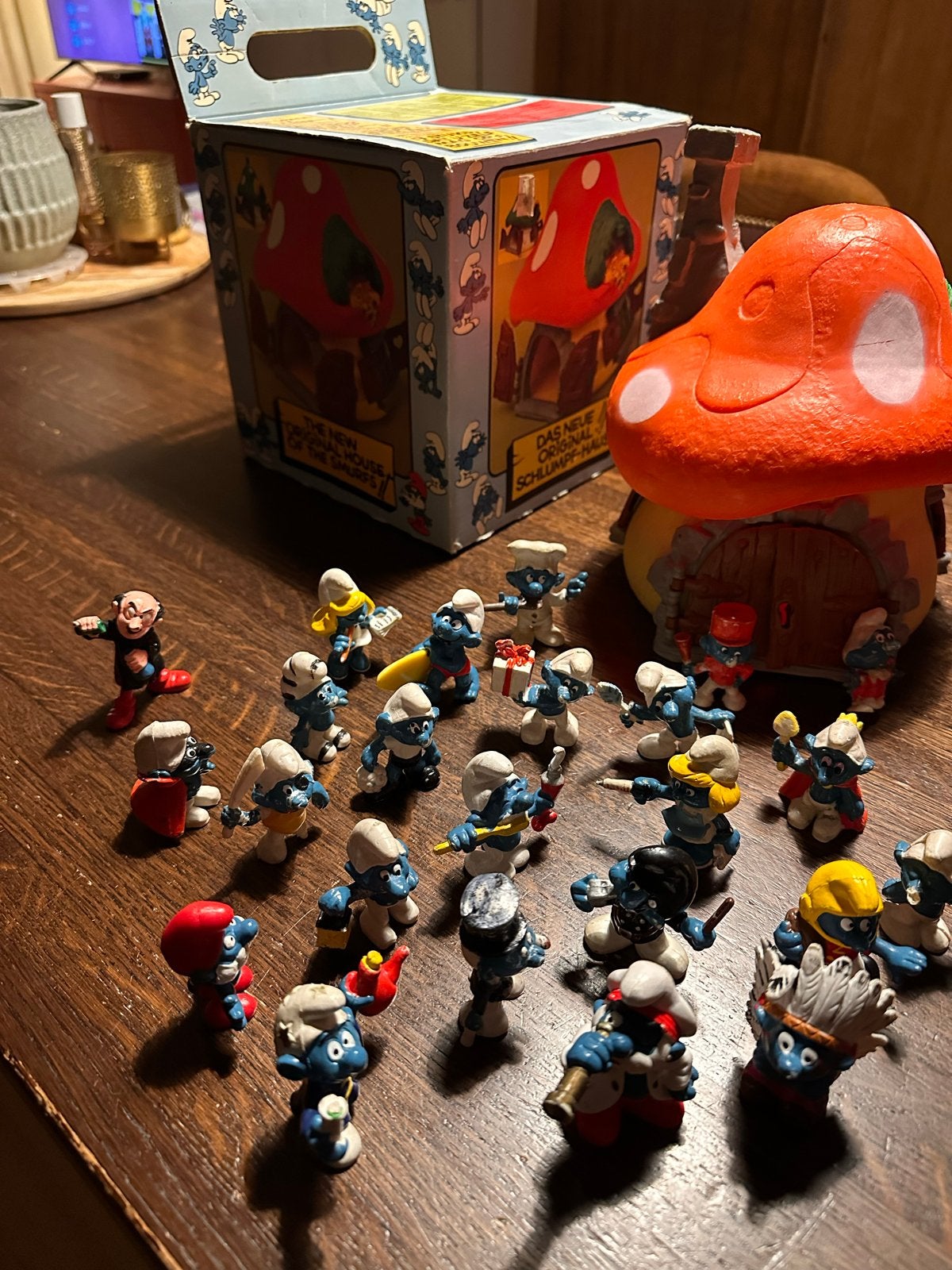 Vintage Smurfen huis met doos en meer dan 20 Smurfen!, Ophalen of Verzenden, Gebruikt, Jongen of Meisje