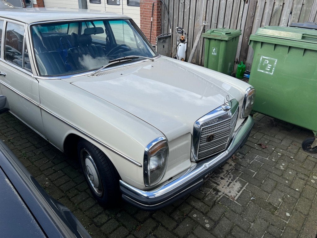 Mercedes-benz 220 250, Auto's, 1390 kg, Gebruikt, Overige modellen, 2525 cc