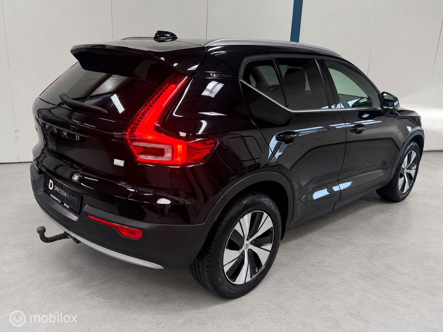 Foto 2 van Volvo XC40 1.5 T5 Twin Engine Momentum Pro