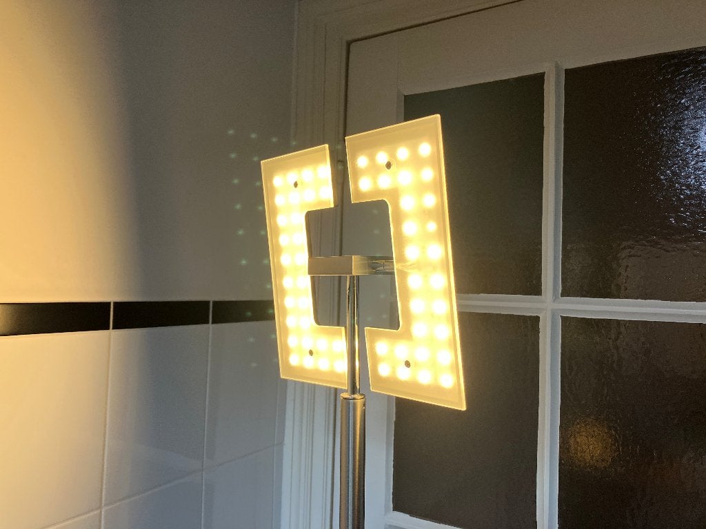 Mooie moderne staande lamp vloerlamp LED 190 cm met leeslamp, Huis en Inrichting, Lampen | Vloerlampen, Ophalen, Zo goed als nieuw