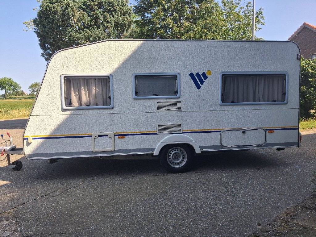 Knaus V450 bj 2002  € 6000,-, Rondzit, Frans bed, 750 - 1000 kg, Particulier