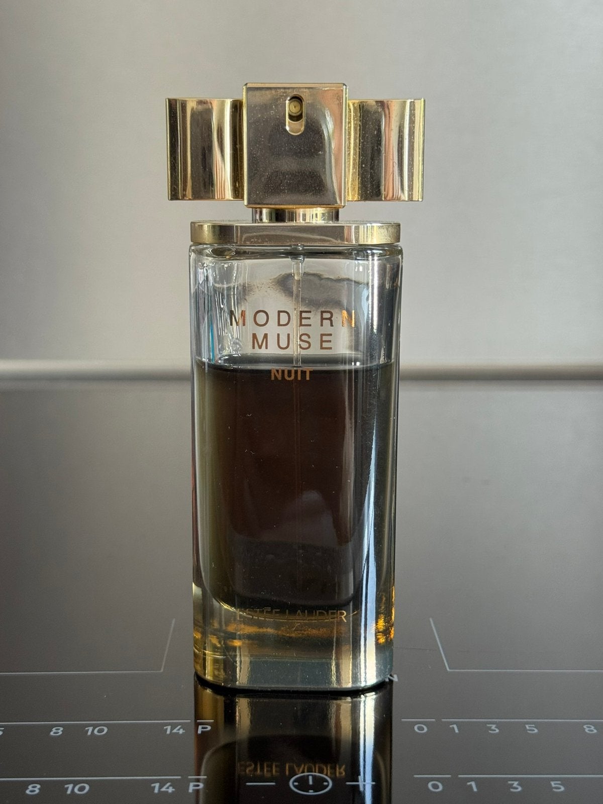 Estee lauder modern muse 50ml eau de parfum nog 35ml in, Ophalen of Verzenden, Zo goed als nieuw