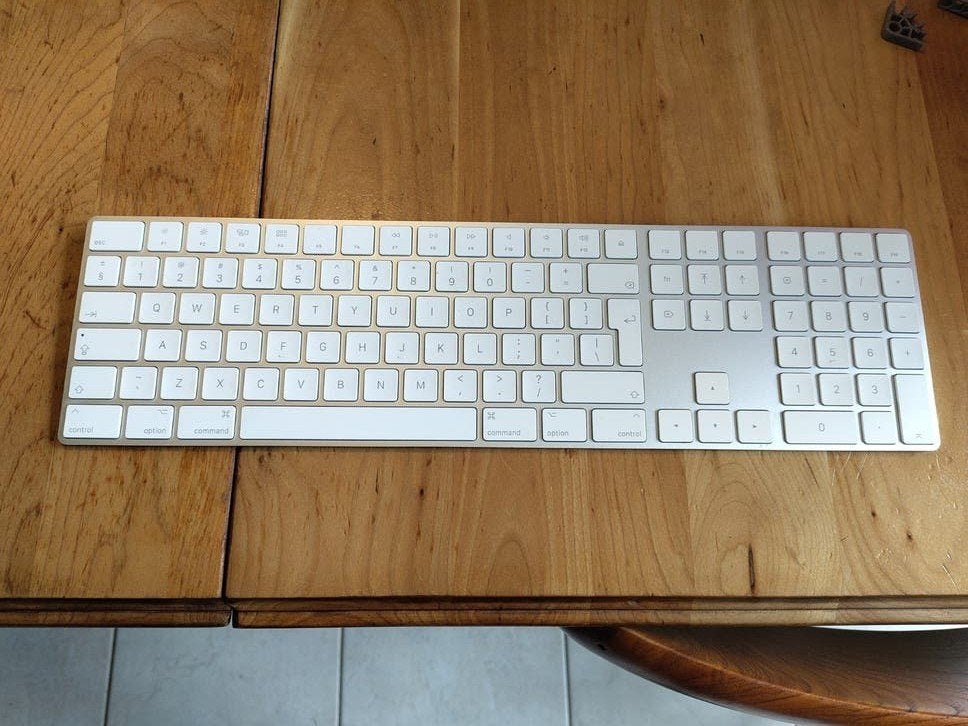 Apple Magic Keyboard met numeriek toetsenblok, Computers en Software, Toetsenborden, Ophalen, Apple Magic Keyboard, Zo goed als nieuw