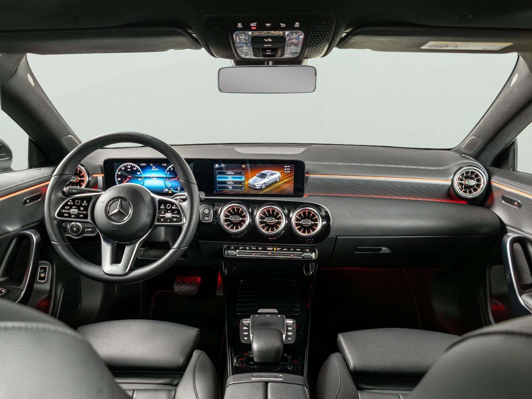 Mercedes-Benz CLA Coupé 180 Business Solution Luxury Panora, CLA, Gebruikt, 4 cilinders, Zwart