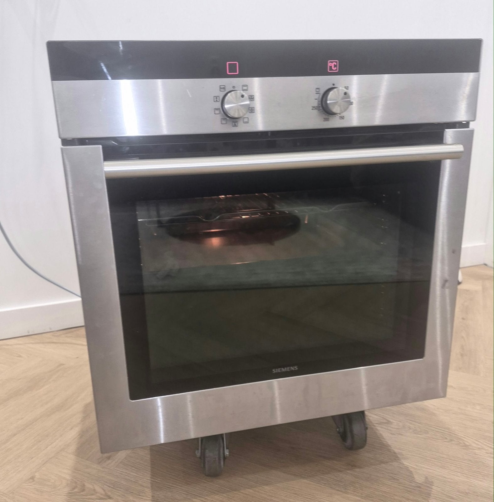 Siemens Heteluchtoven - Inbouw - Zo goed als nieuw, Witgoed en Apparatuur, Ophalen, Hete lucht, Siemens, Inbouw